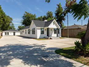 729 Caperton Street, Houston TX 77022