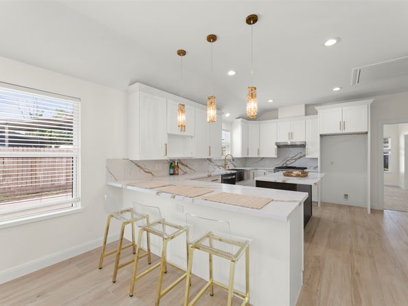 729 Caperton Street, Houston TX 77022
