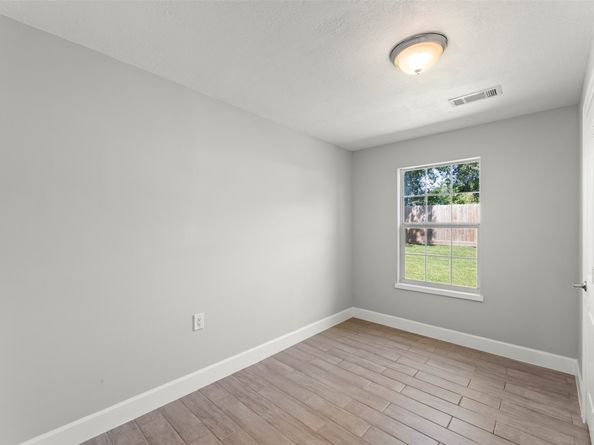 729 Caperton Street, Houston TX 77022