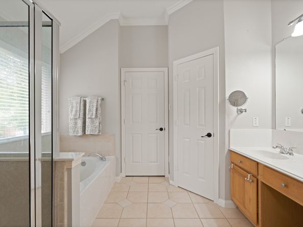 16403 Bogan Flats Court, Houston TX 77095