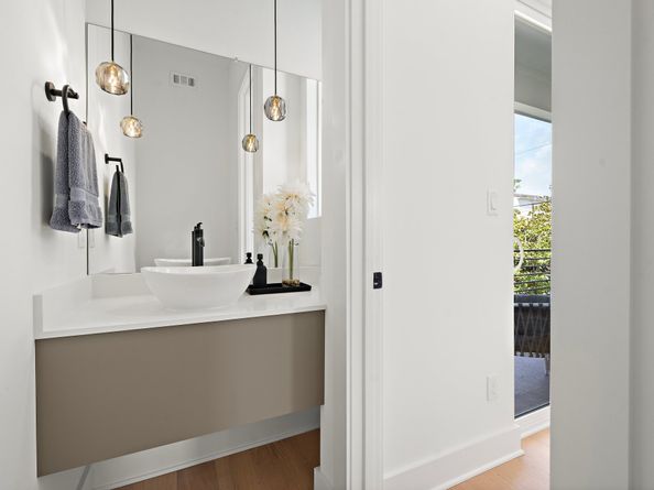 1607 Barbee Street, Houston TX 77004