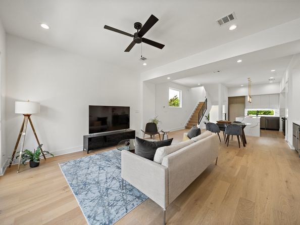 1607 Barbee Street, Houston TX 77004