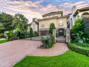 52 Briar Hollow Lane E, Houston TX 77027