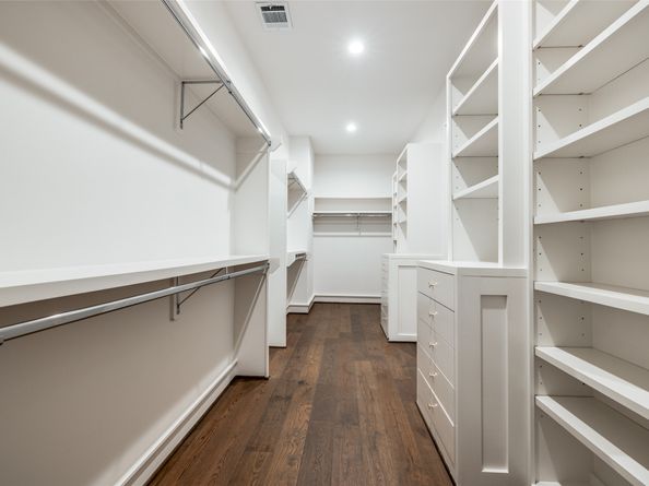 2434 QUENBY Street, Houston TX 77005