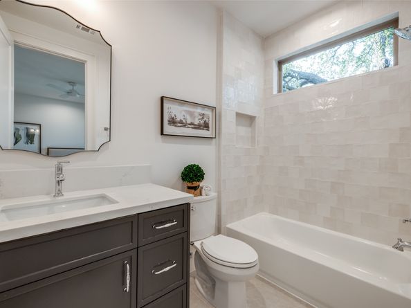 2434 QUENBY Street, Houston TX 77005