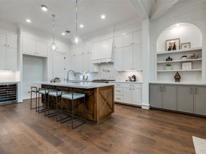 2434 QUENBY Street, Houston TX 77005
