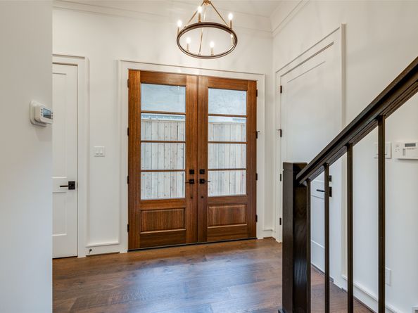 2434 QUENBY Street, Houston TX 77005