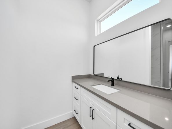 4129 E Toliver Street, Houston TX 77016
