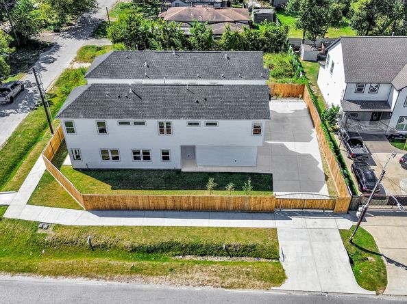4129 E Toliver Street, Houston TX 77016