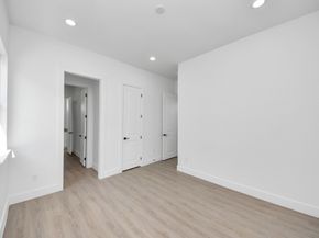 4129 E Toliver Street, Houston TX 77016