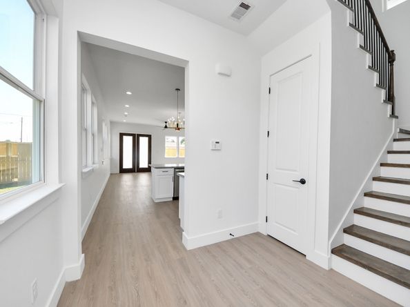 4129 E Toliver Street, Houston TX 77016