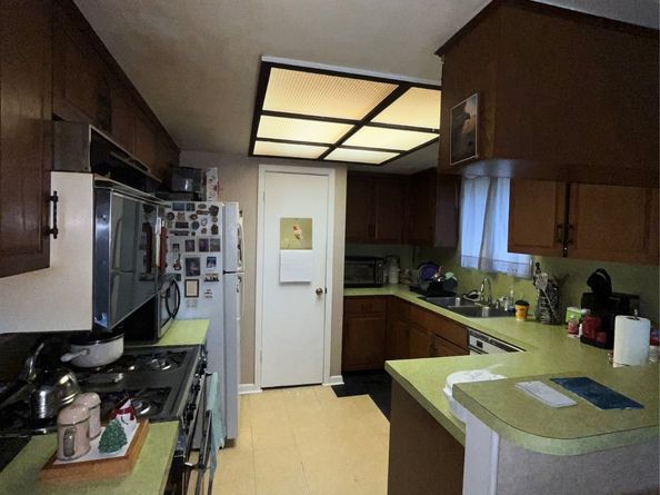 10510 Sagebluff Drive, Houston TX 77089