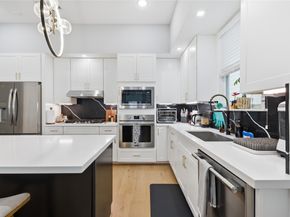 2108 Beall Street, Houston TX 77008