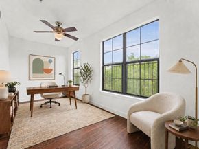 1602 Elgin Street 10, Houston TX 77004