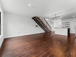 1602 Elgin Street 10, Houston TX 77004