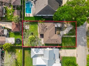 3221 Durhill Street, Houston TX 77025