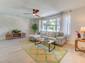3221 Durhill Street, Houston TX 77025