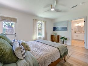 3221 Durhill Street, Houston TX 77025
