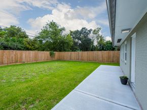 10613 Willowgrove Drive, Houston TX 77035