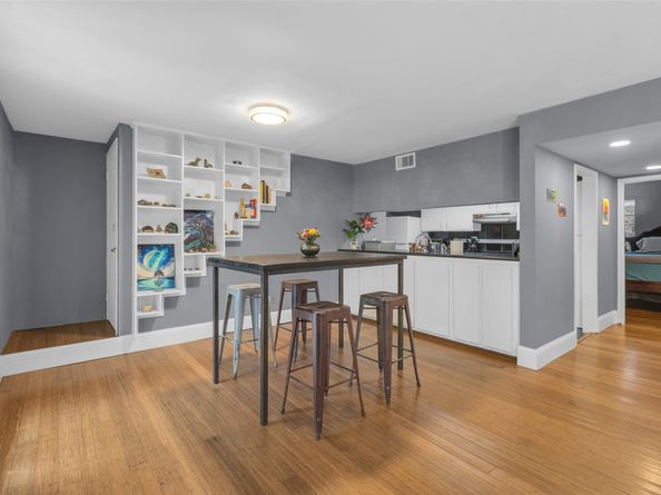 1909 Brun Street 17, Houston TX 77019