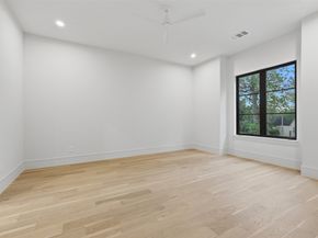 316 W 30th Street, Houston TX 77018