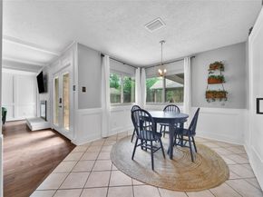 10915 Holly Springs Drive, Houston TX 77042