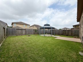 8121 E Pine Creek Bend, Cypress TX 77433