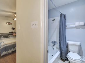 5514/5516 Deep Forest Drive, Houston TX 77092
