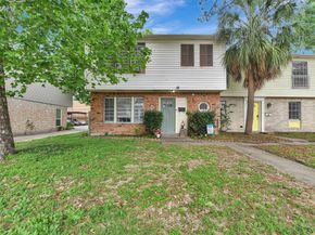 5514/5516 Deep Forest Drive, Houston TX 77092