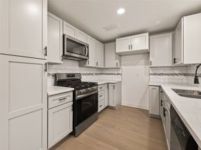 9527 Vanwood Street, Houston TX 77040