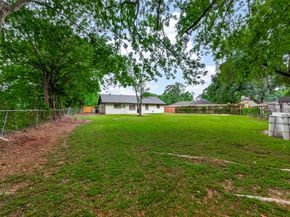 9527 Vanwood Street, Houston TX 77040