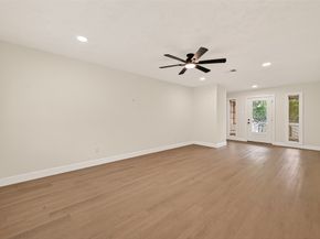 9527 Vanwood Street, Houston TX 77040