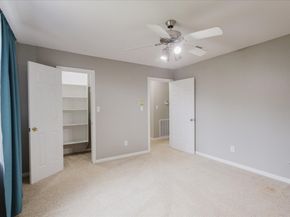 1402 Sherfield Ridge Drive, Katy TX 77450