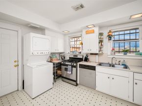 2503 Park Street, Houston TX 77019