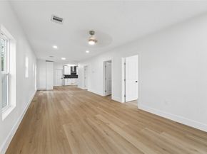 817 E 32nd Street, Houston TX 77022