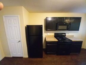 14914 Huntington Willow Lane, Houston TX 77090