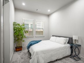 5233 Hillman Street B, Houston TX 77023