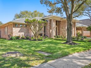 43 Harbor View Drive, Sugar Land TX 77479