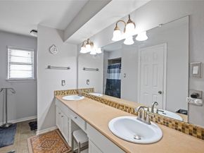 6215 Greenway Forest Lane, Houston TX 77088