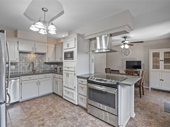 6215 Greenway Forest Lane, Houston TX 77088