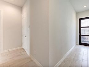 1517 Canter Bayou Way, Houston TX 77043