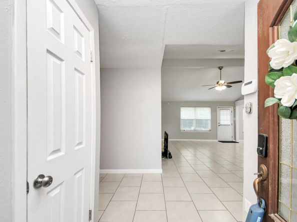 10203 Hollow Canyon Drive, Sugar Land TX 77498