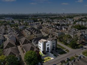 1436 W 24th Street, Houston TX 77008