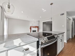 6351 Briar Rose Drive 149, Houston TX 77057