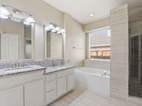 39 N Merryweather Circle, The Woodlands TX 77384