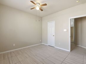 39 N Merryweather Circle, The Woodlands TX 77384