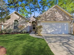 39 N Merryweather Circle, The Woodlands TX 77384