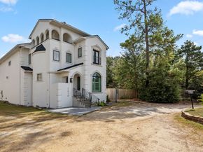 1210 Parkerhaven Court, Houston TX 77008