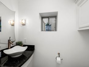 1210 Parkerhaven Court, Houston TX 77008