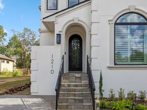 1210 Parkerhaven Court, Houston TX 77008